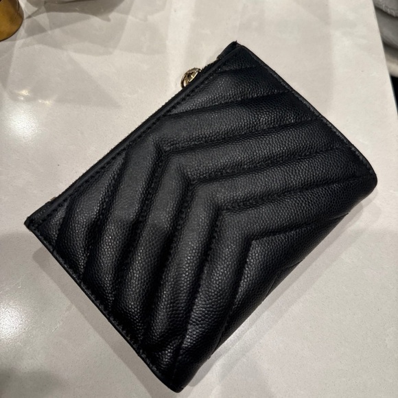 Yves Saint Laurent Black Chevron Wallet - Picture 3 of 3